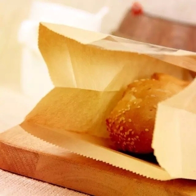 De aangepaste 100% Gerecycleerde Kraftpapier-Document Bel Mailer vulde Biologisch afbreekbare Polyzak op